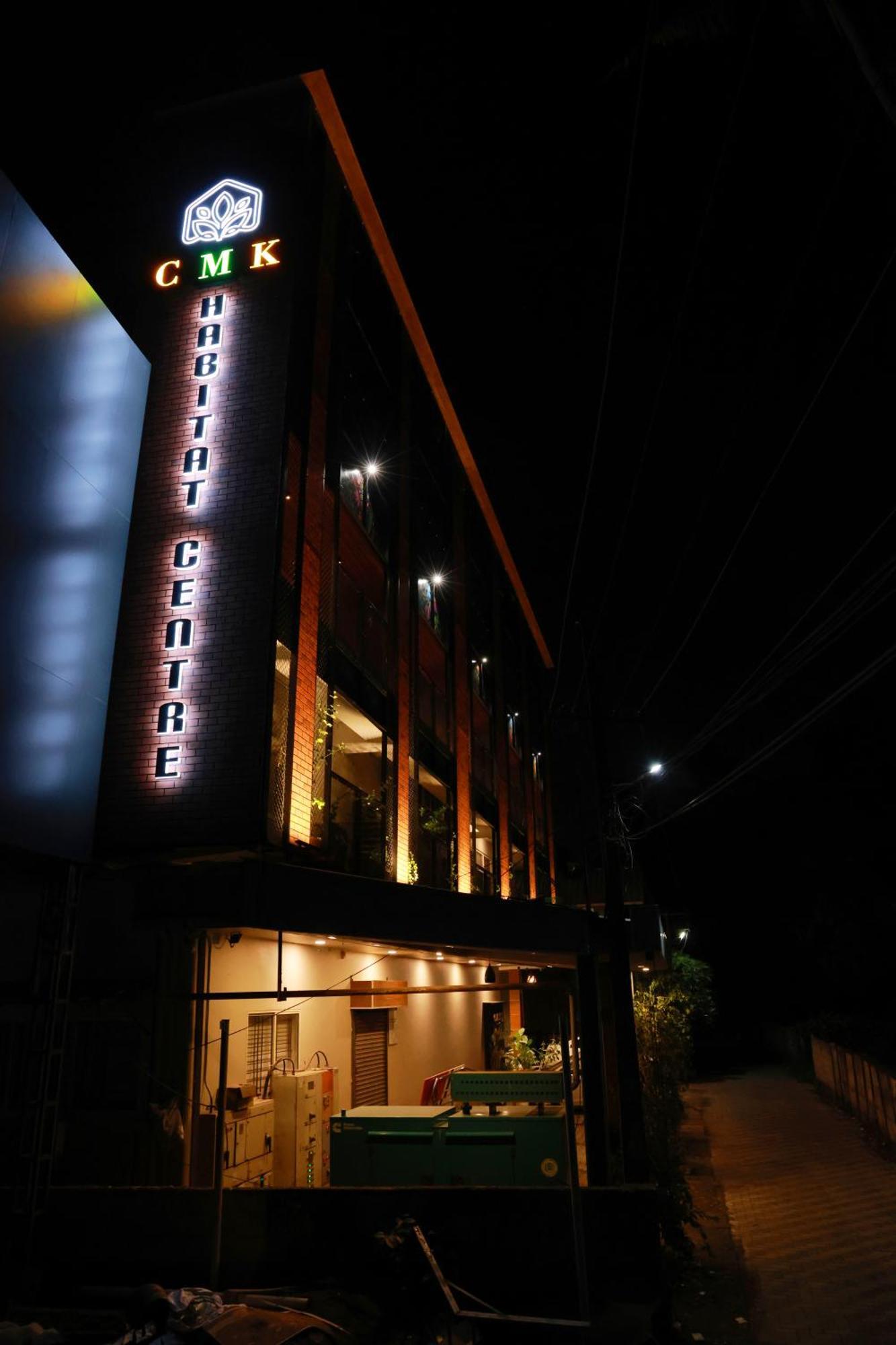 ホテル Cmk Habitat Centre Kochi エクステリア 写真