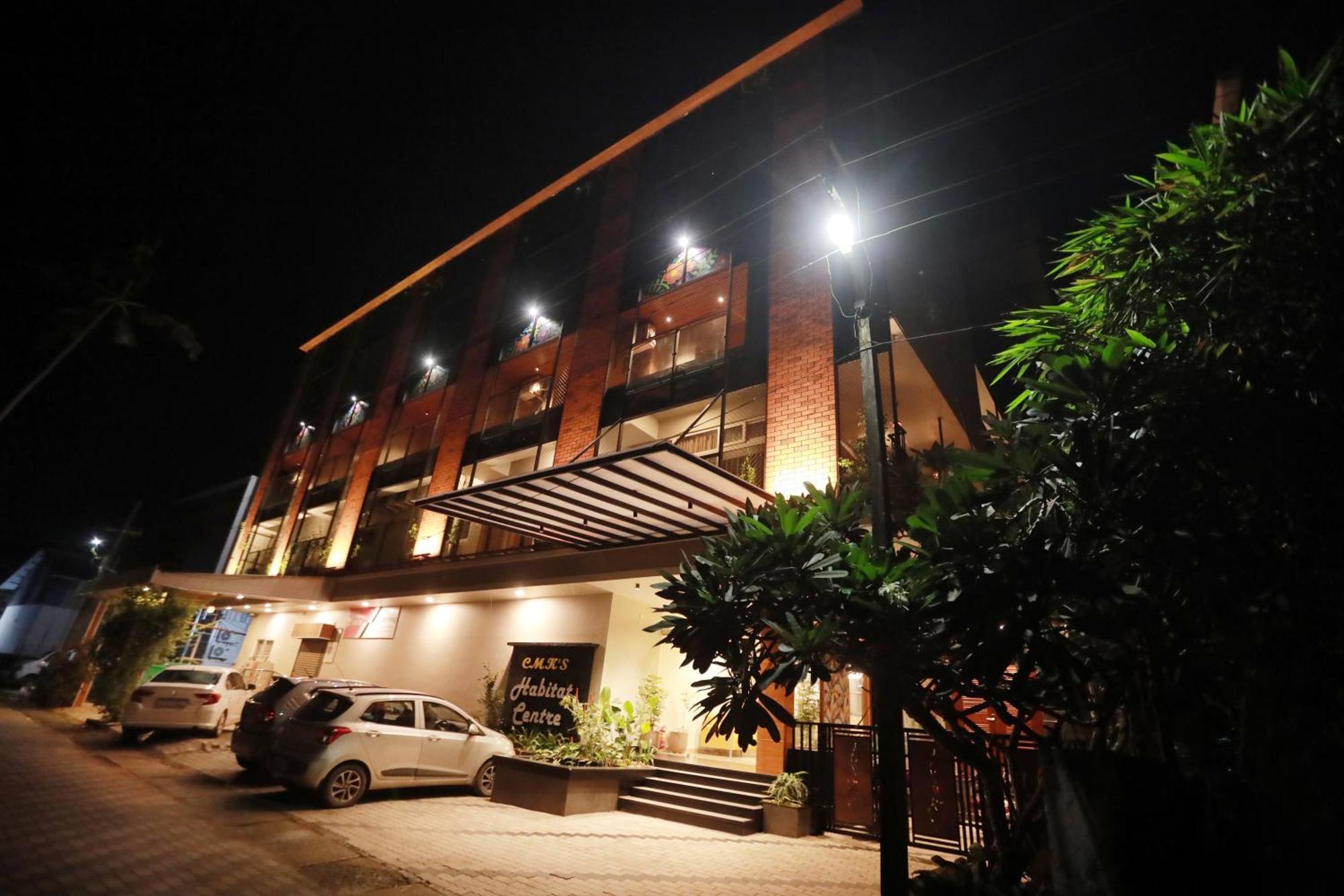 ホテル Cmk Habitat Centre Kochi エクステリア 写真