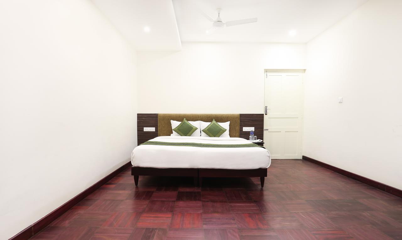 ホテル Cmk Habitat Centre Kochi エクステリア 写真